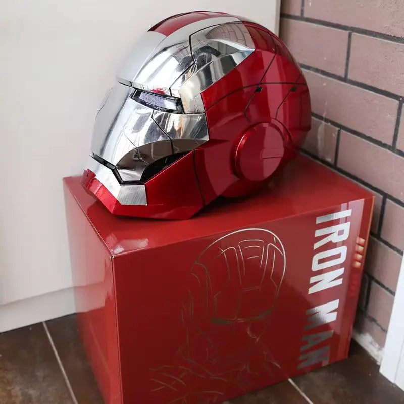 Capacete Iron Man MK5 em Escala 1:1 – Cosplay com Luzes LED e Controlo por Voz
